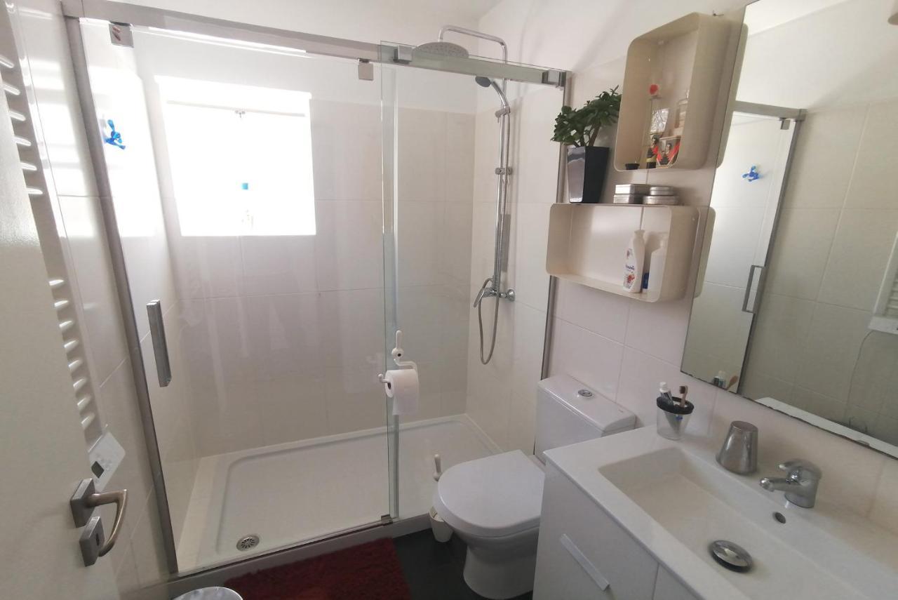 A20 - Lagos Town Bedroom エクステリア 写真